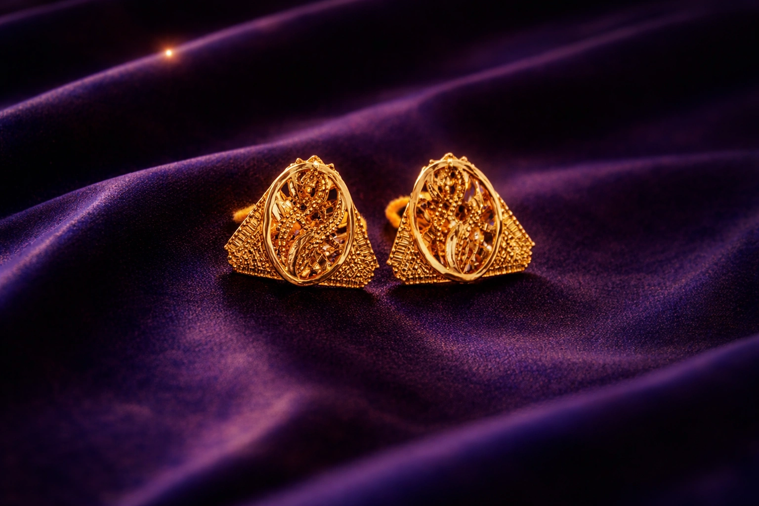 Gold Earring