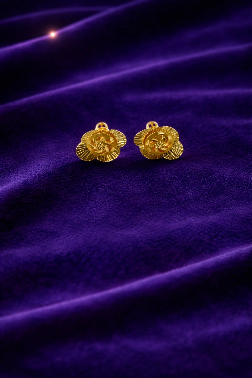 Gold Earring
