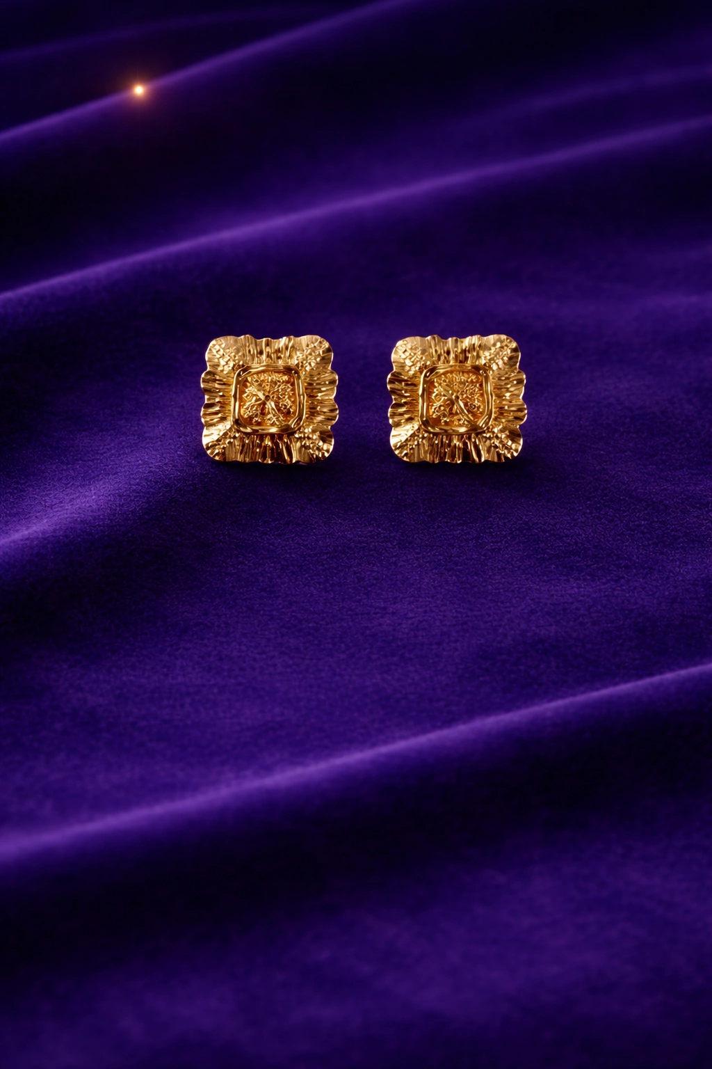 Gold Earring